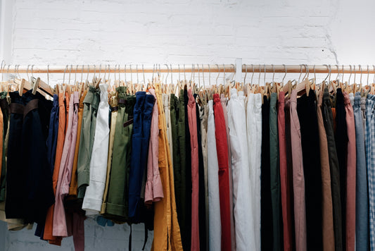 Vintage Clothing Sizing: How to Measure and Estimate Fit