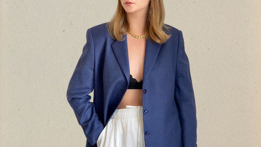 Timeless Vintage Clothing: 10 Essential Pieces for Every Fashion Enthusias