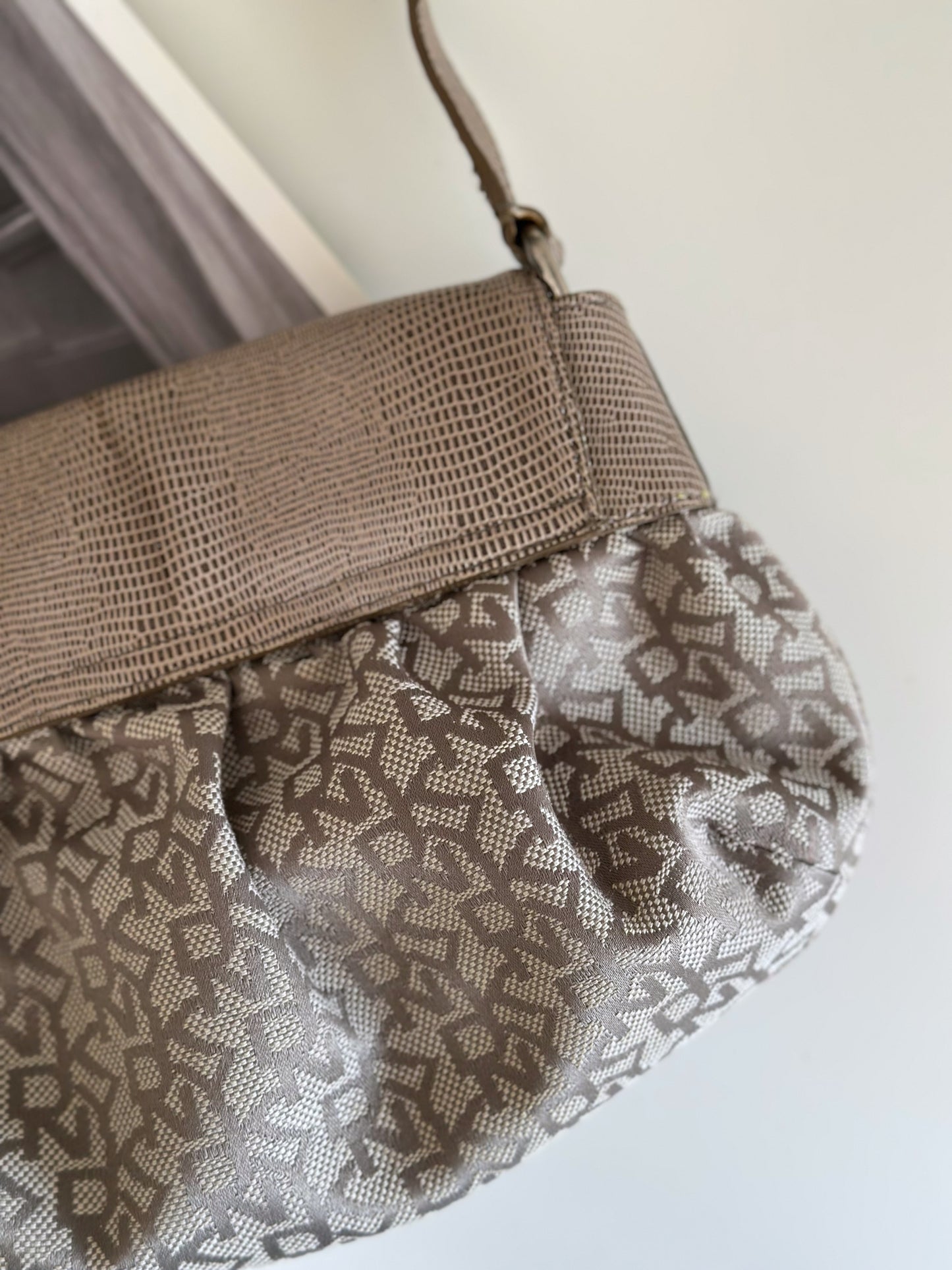 Beautiful vintage monogram bag DKNY
