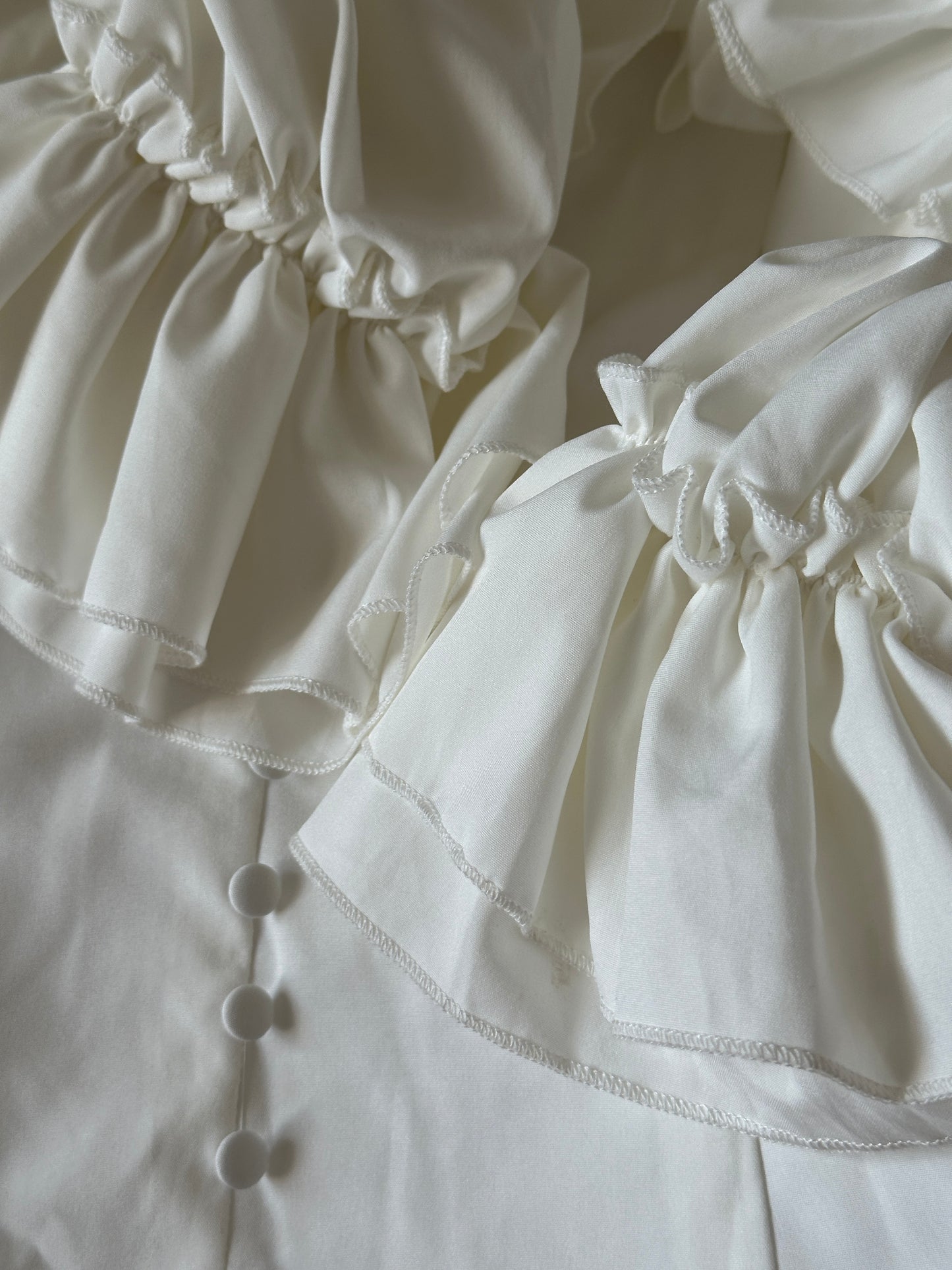 Lovely corset top with ruffles