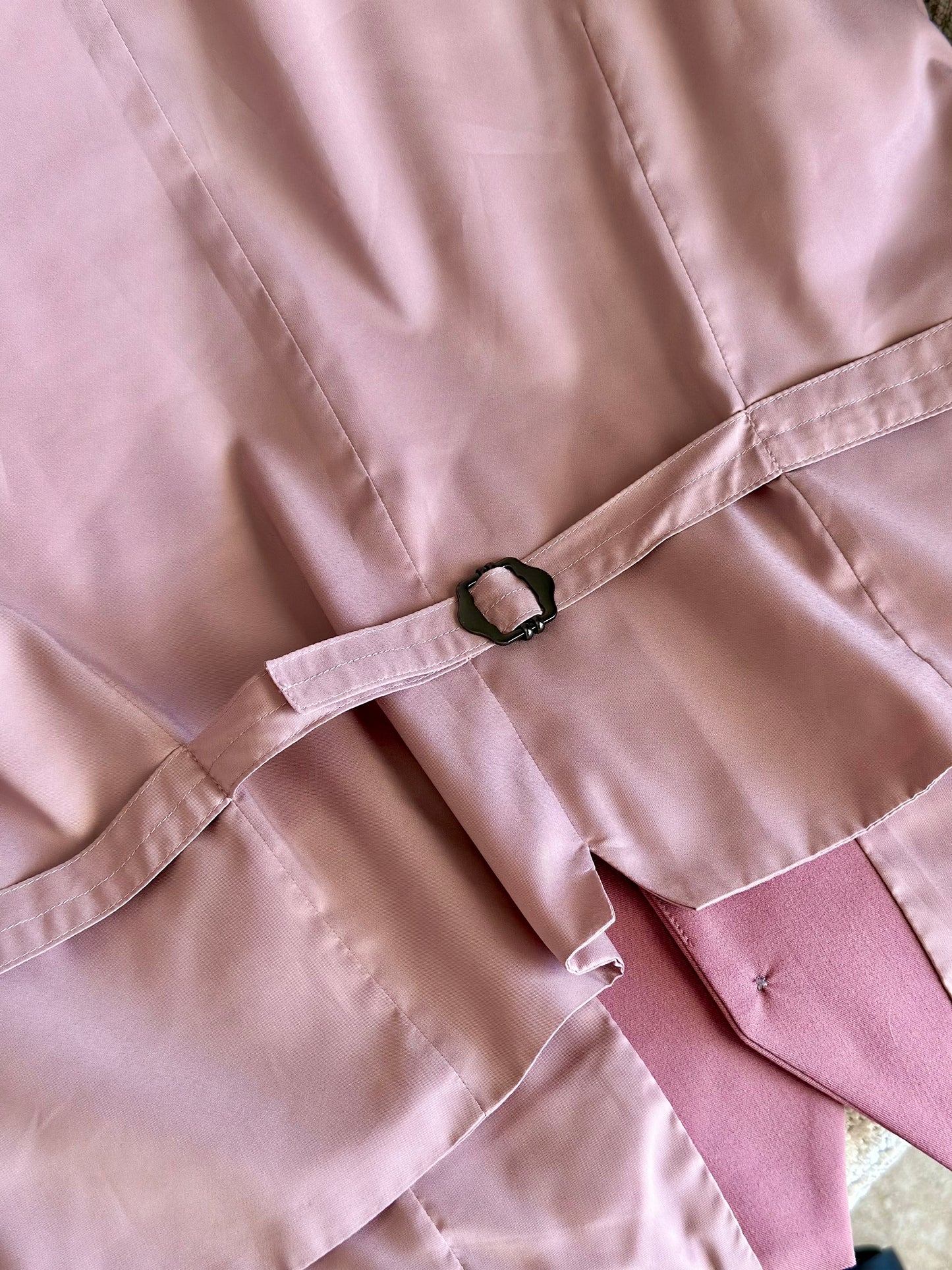 Men's vest in a beautiful dusty pink color