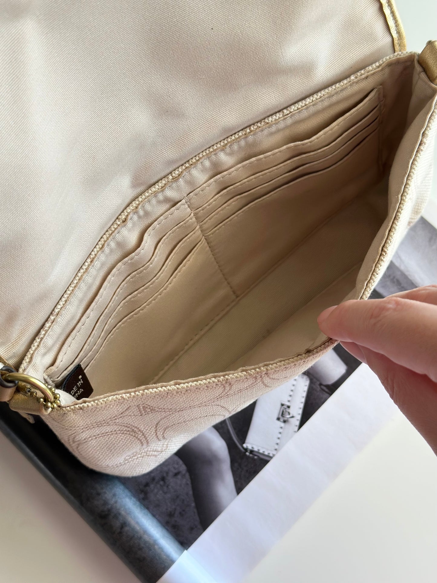 Chic vintage authentic Coach mini clutch bag