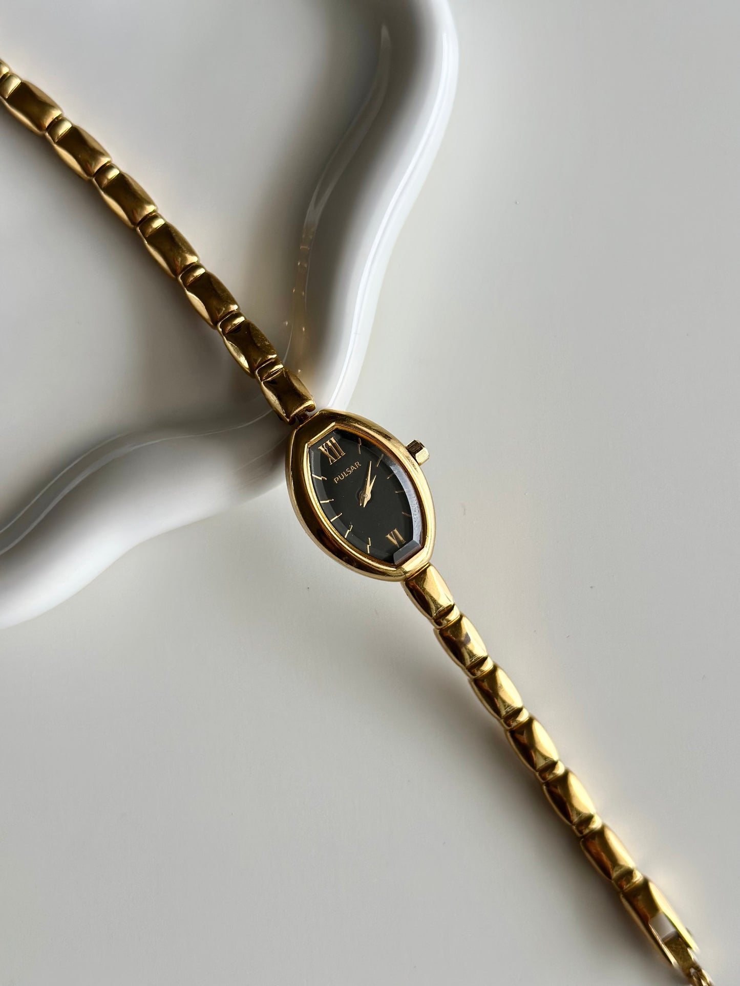 Stunning rare vintage Pulsar quartz watch
