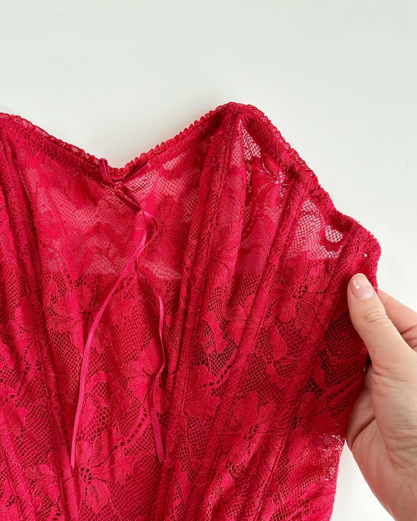 Beautiful red lace corset (non-padded)