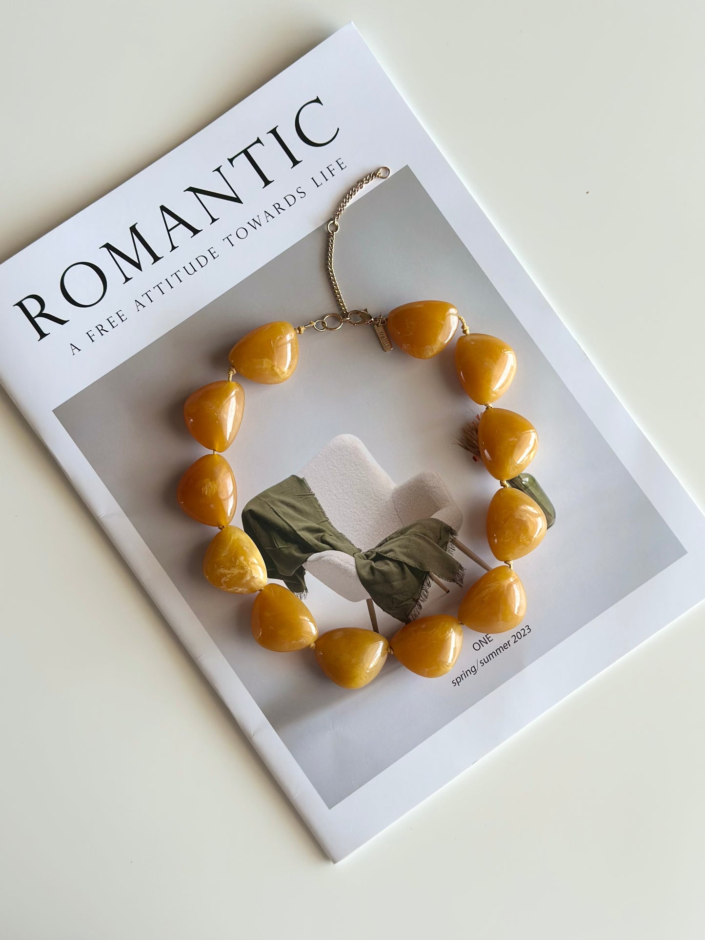 Bold vintage necklace by Wallis