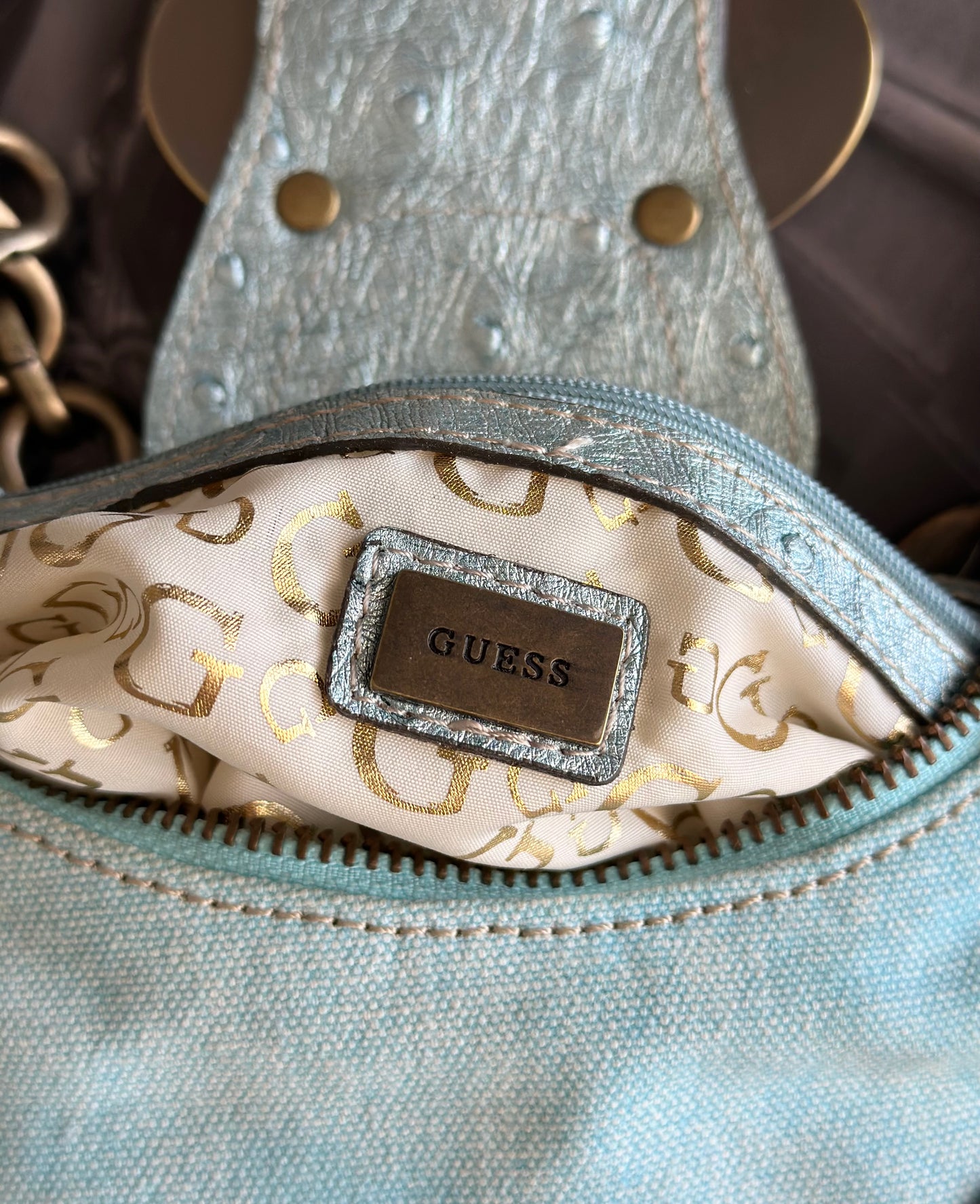 Incredible rare vintage turquoise bag by Guess (2000s)