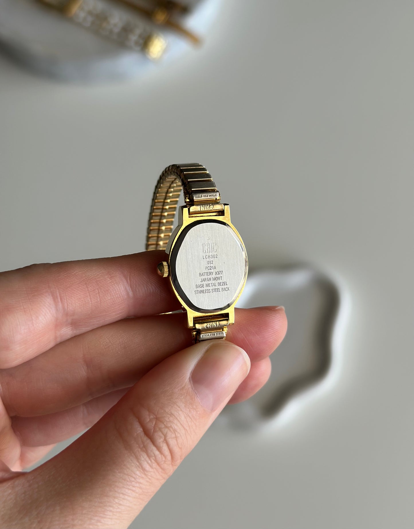 Charming vintage quartz watch