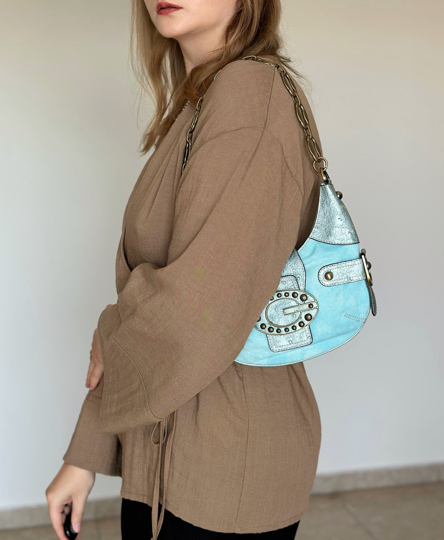 Incredible rare vintage turquoise bag by Guess (2000s)