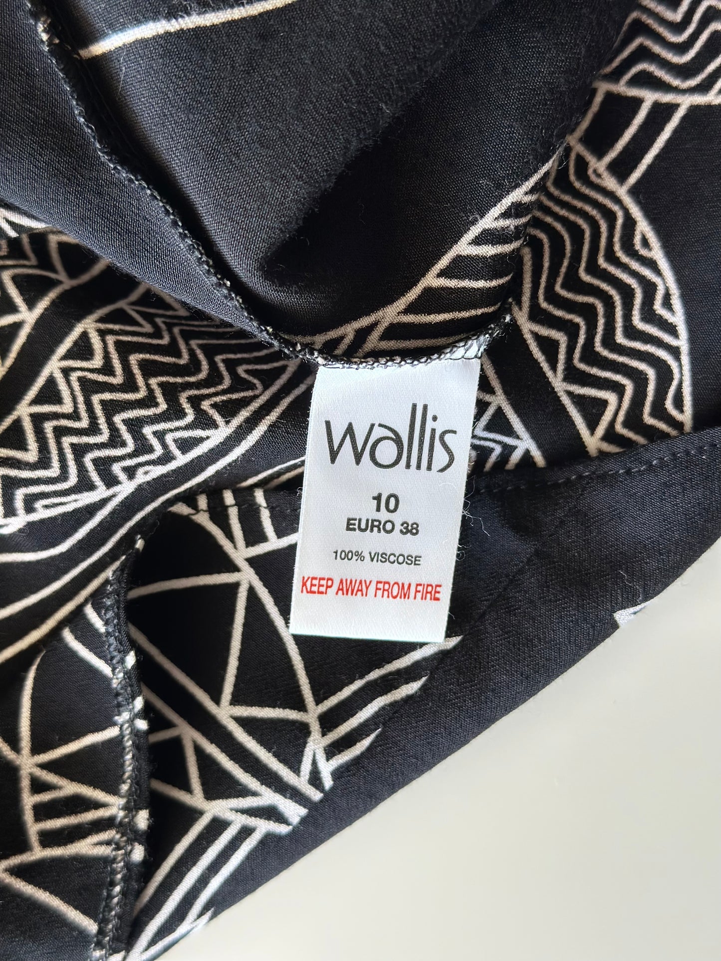Stunning vintage maxi viscose skirt by Wallis