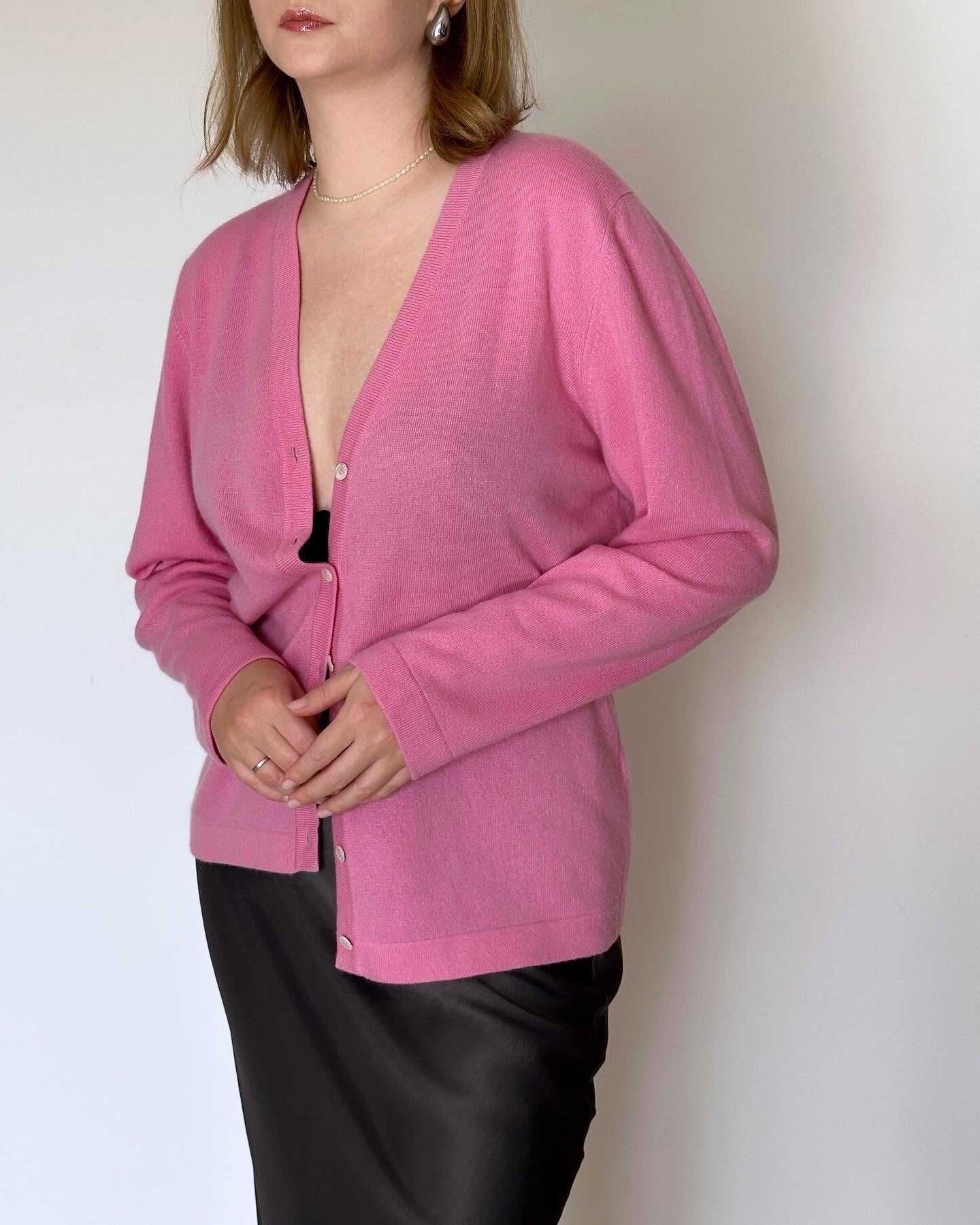 Stunning vintage 100% cashmere cardigan