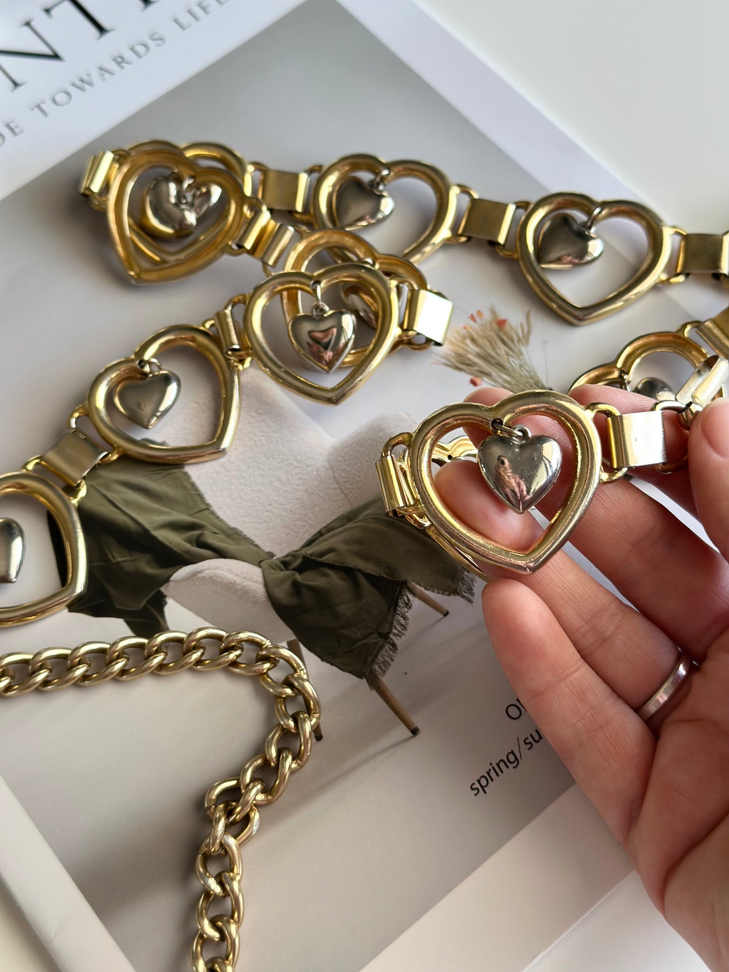 Amazing vintage two-tone belt with hearts