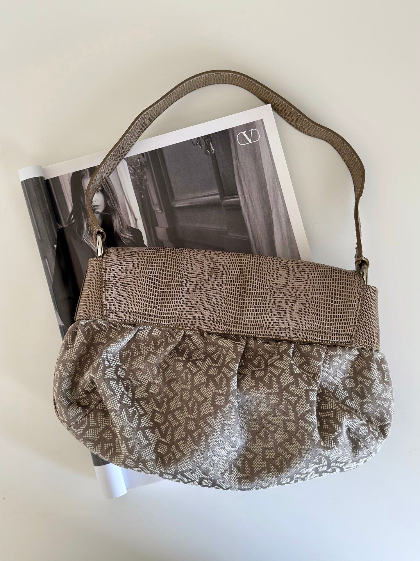 Beautiful vintage monogram bag DKNY