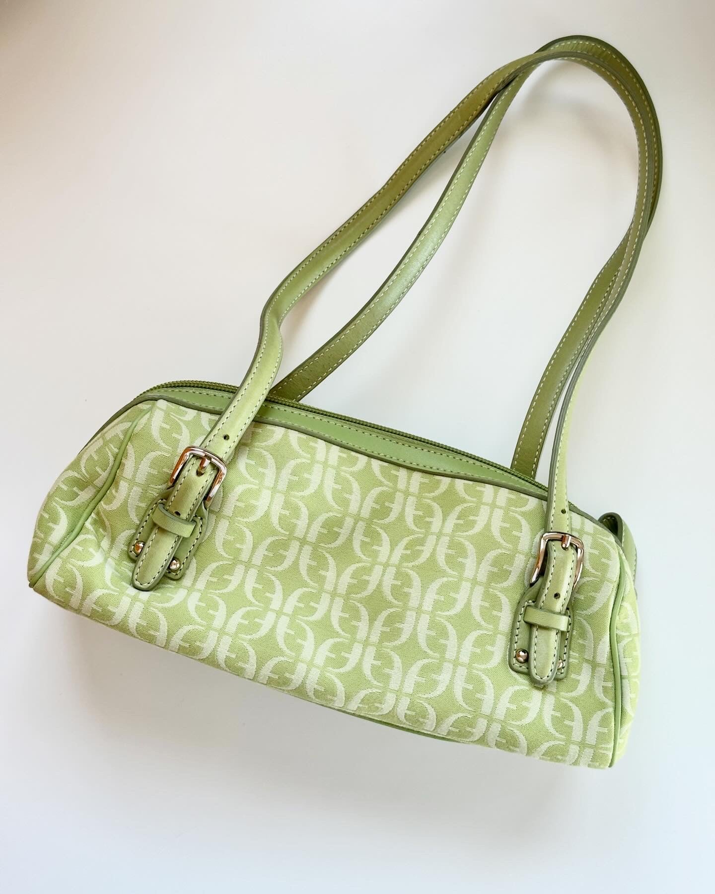 Trendy vintage baguette bag Fossil