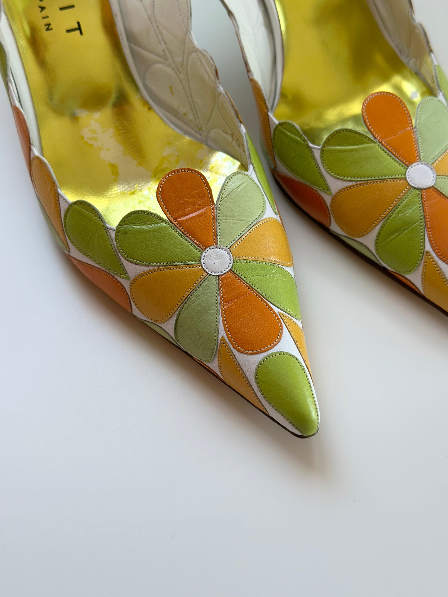 Vintage leather slingback shoes