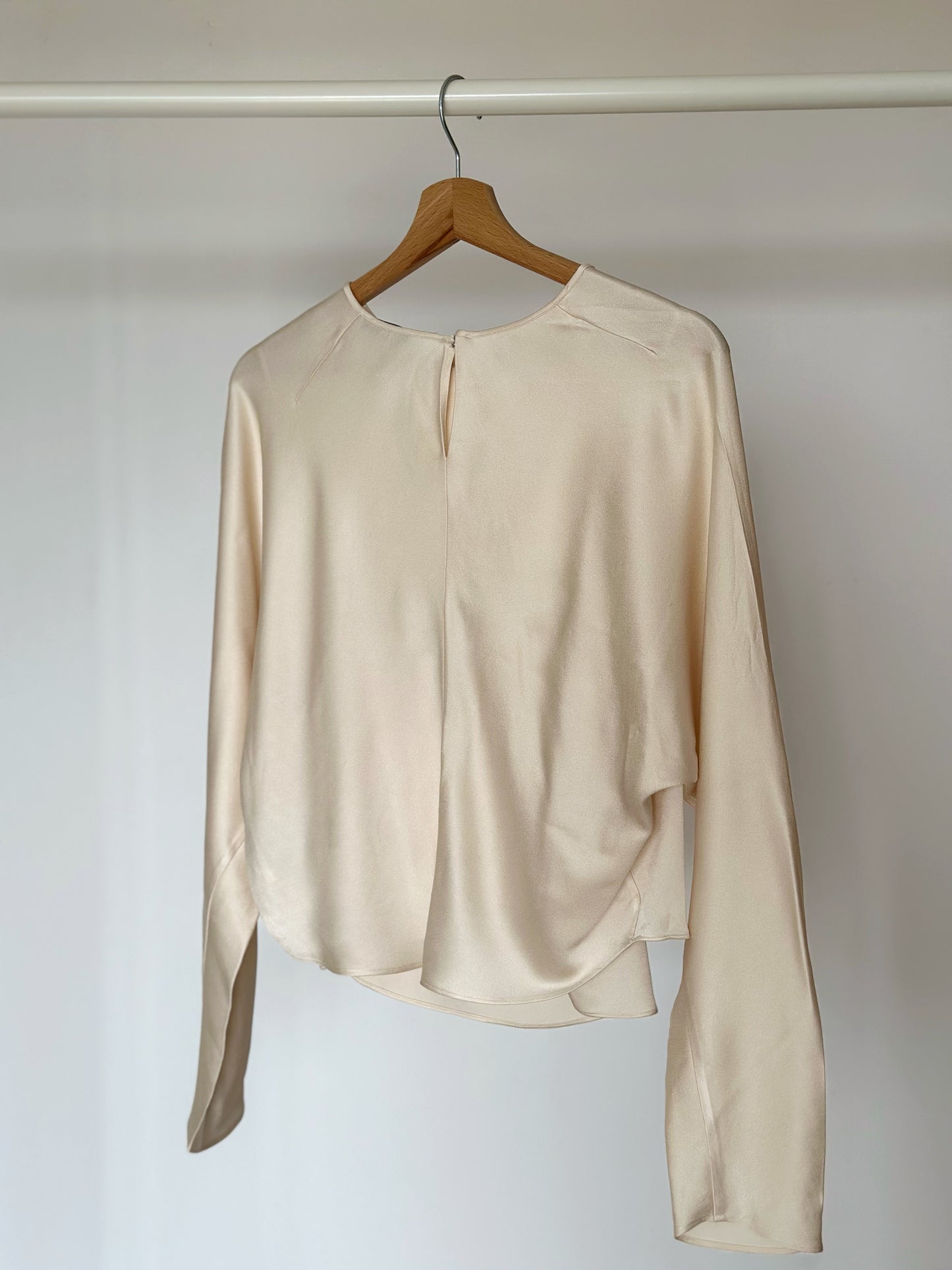 Beautiful satin double blouse Massimo Dutti