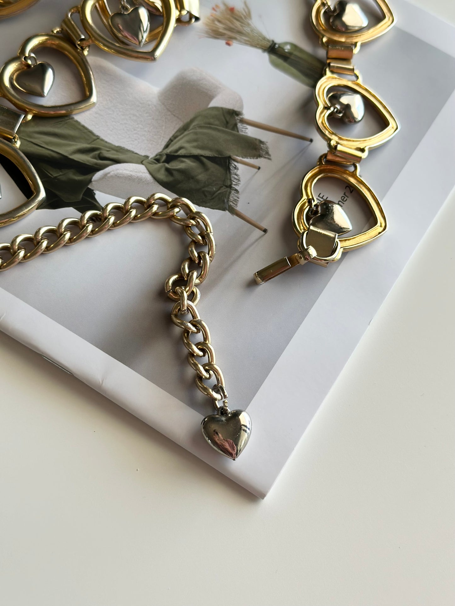 Amazing vintage two-tone belt with hearts