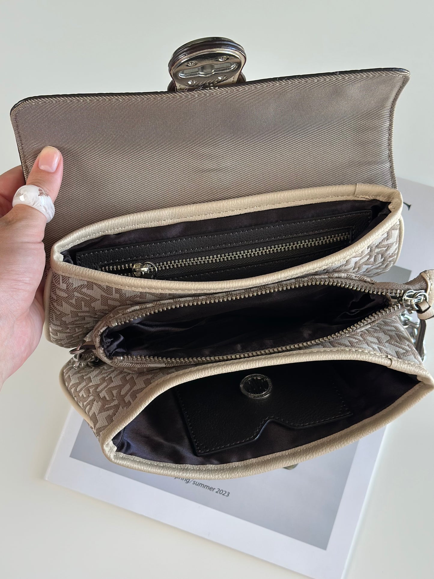 Sophisticated vintage DKNY beige shoulder bag from 2000s