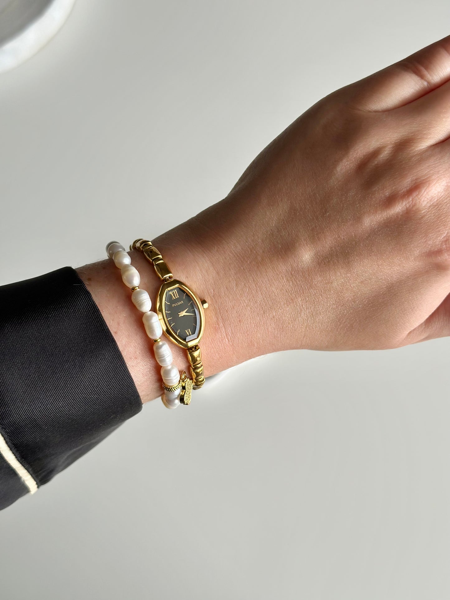 Stunning rare vintage Pulsar quartz watch