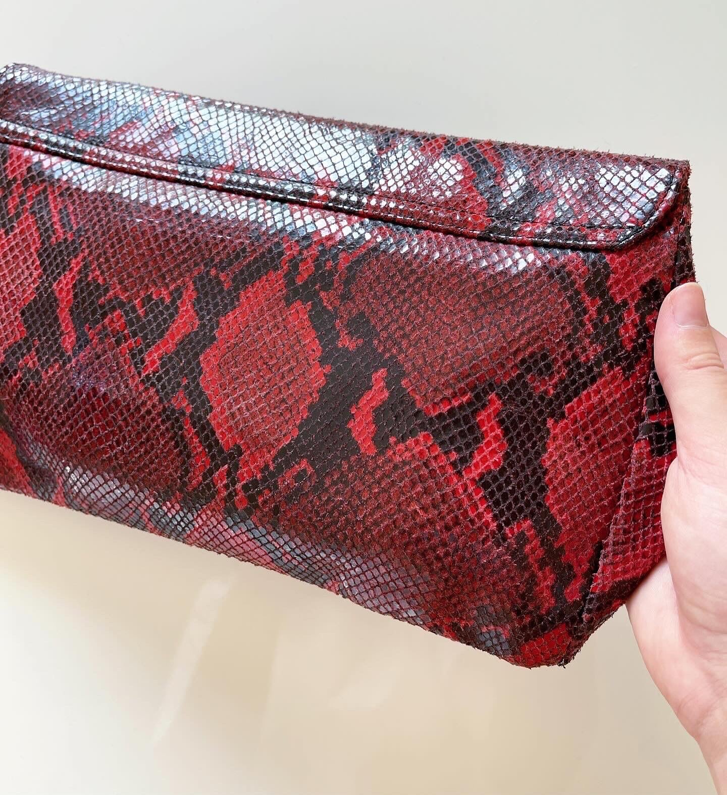 Beautiful authentic leather clutch bag Kurt Geiger