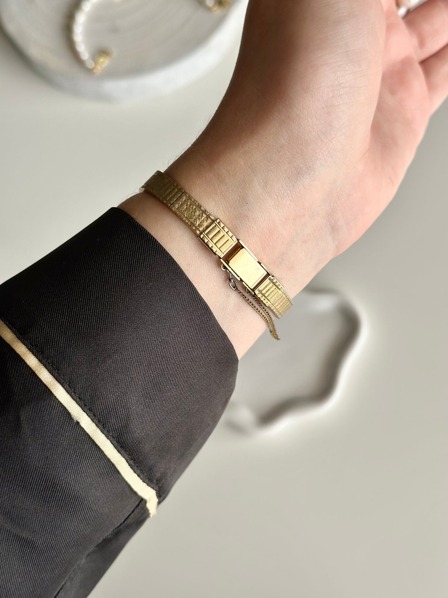Charming vintage Seiko quartz watch
