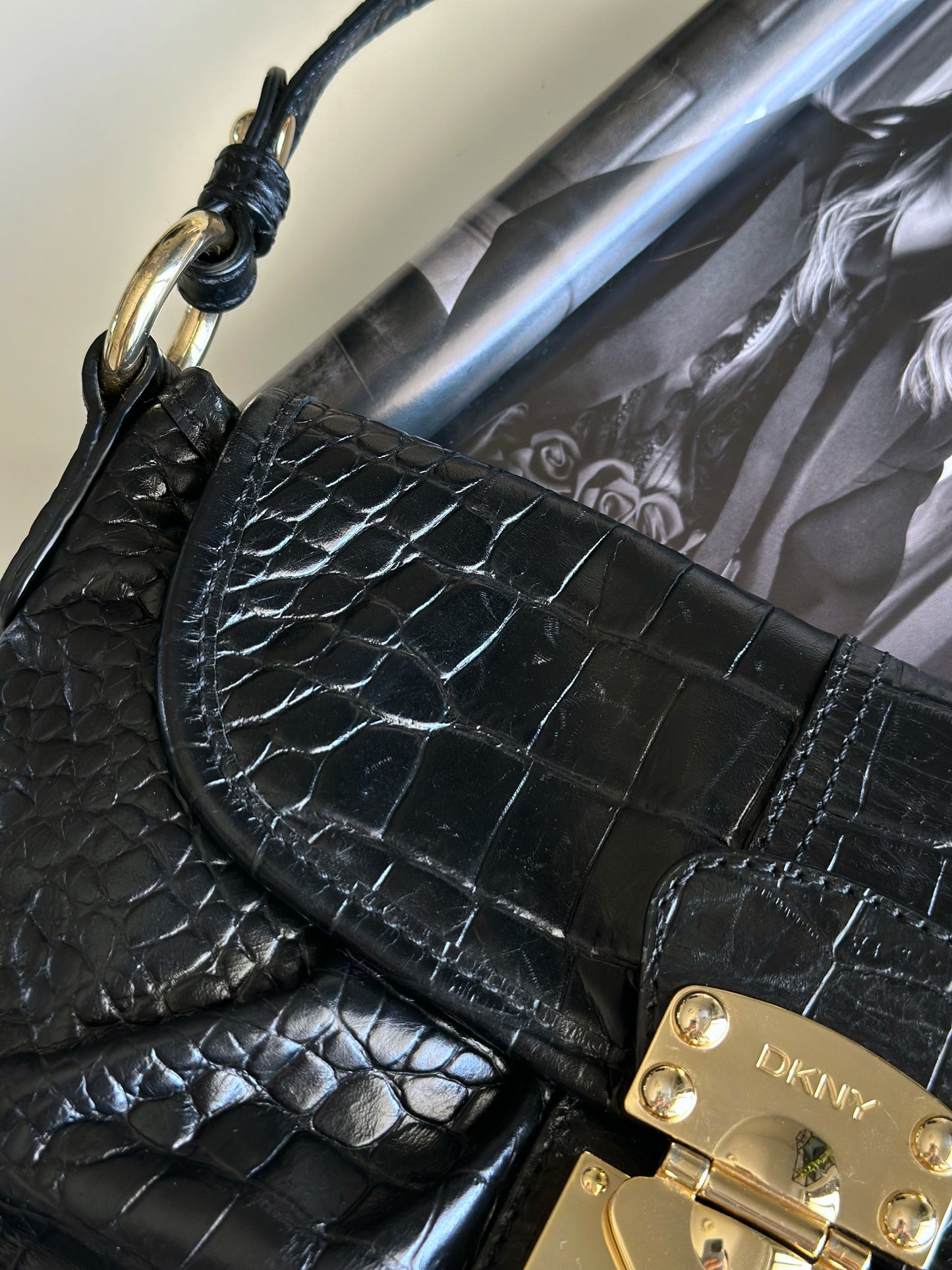 Stunning vintage leather baguette bag DKNY (2000s)
