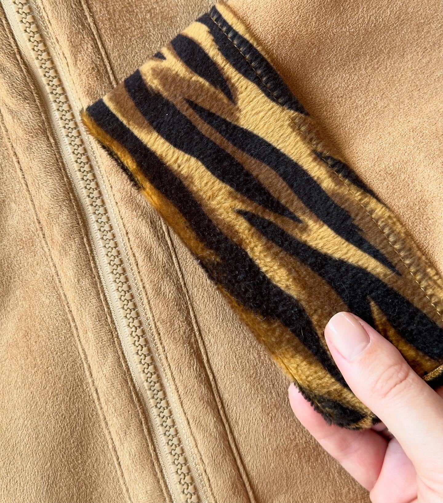 Vintage caramel jacket with 2 sides