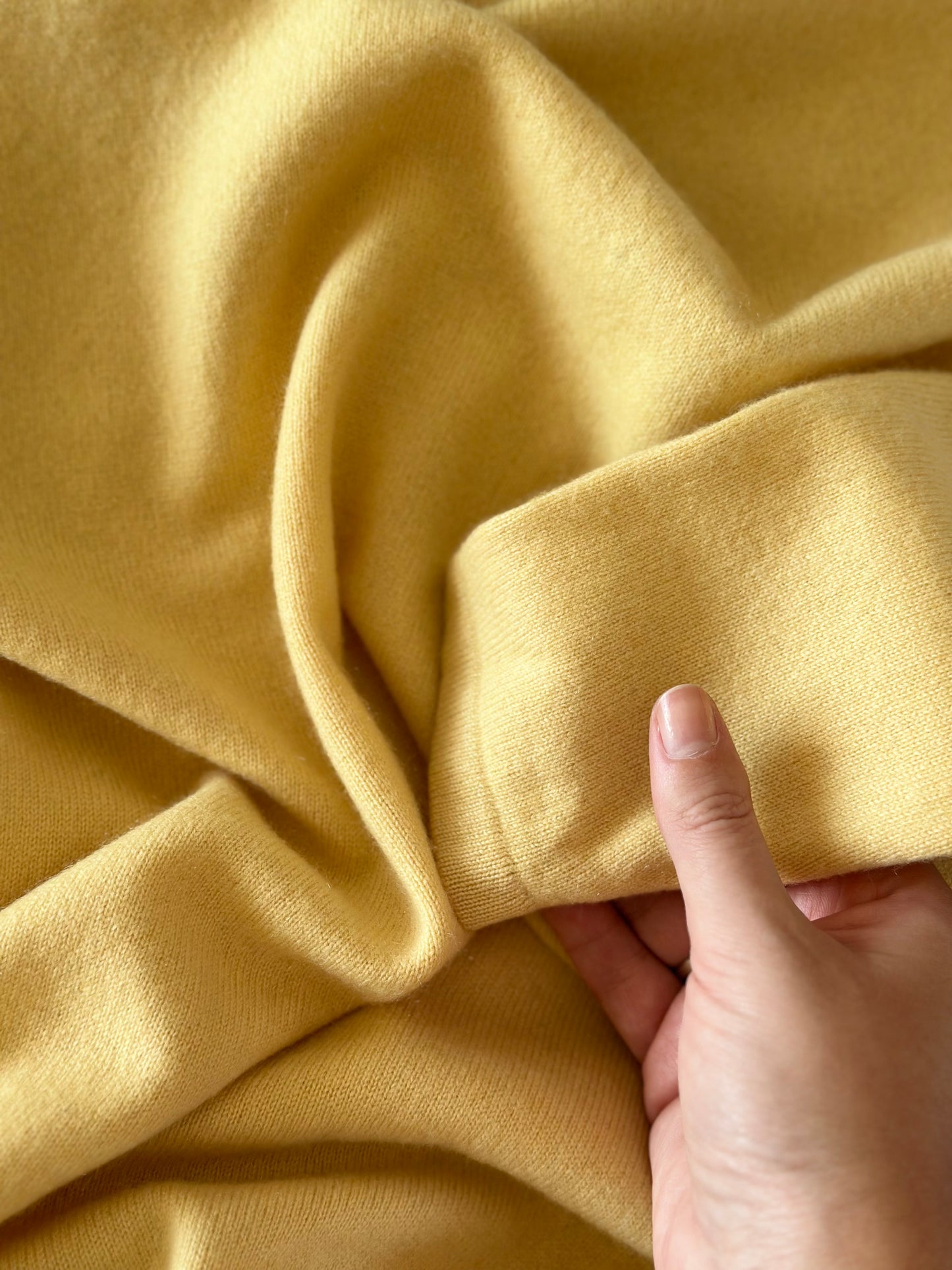 Stunning vintage cashmere yellow jumper