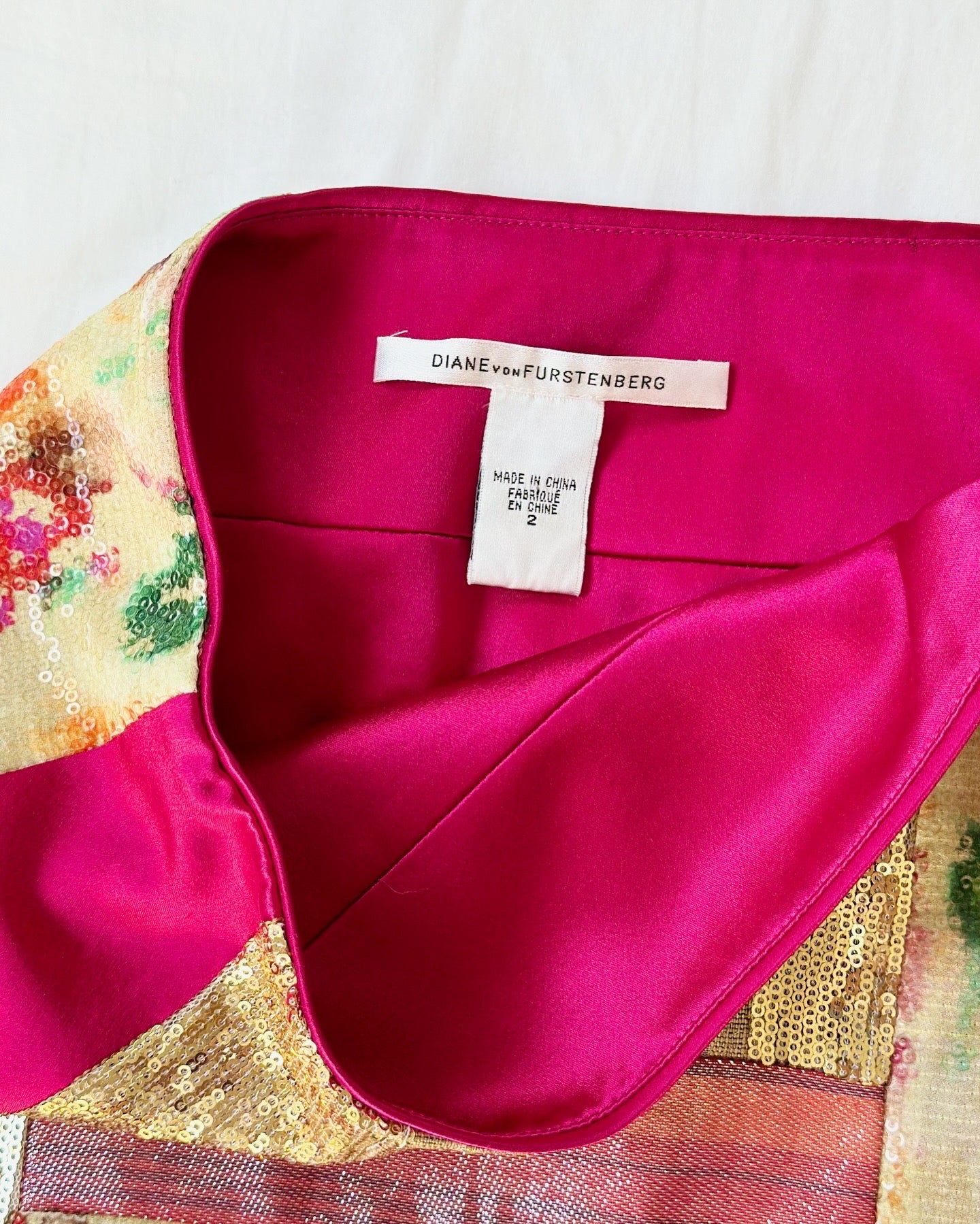 Incredible vintage mini skirt Diane von Furstenberg 💗