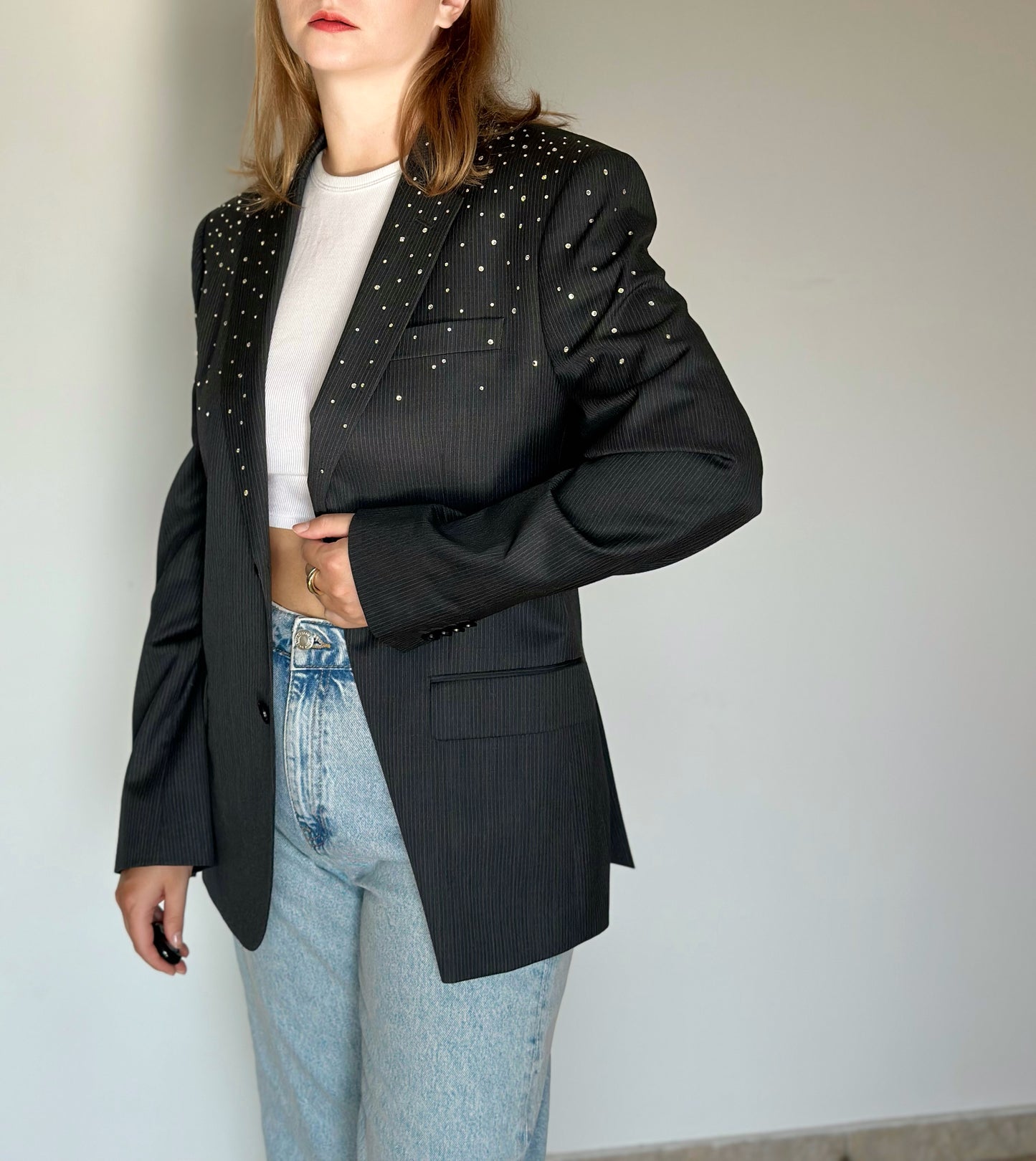 Vintage blazer with rhinestones ✨