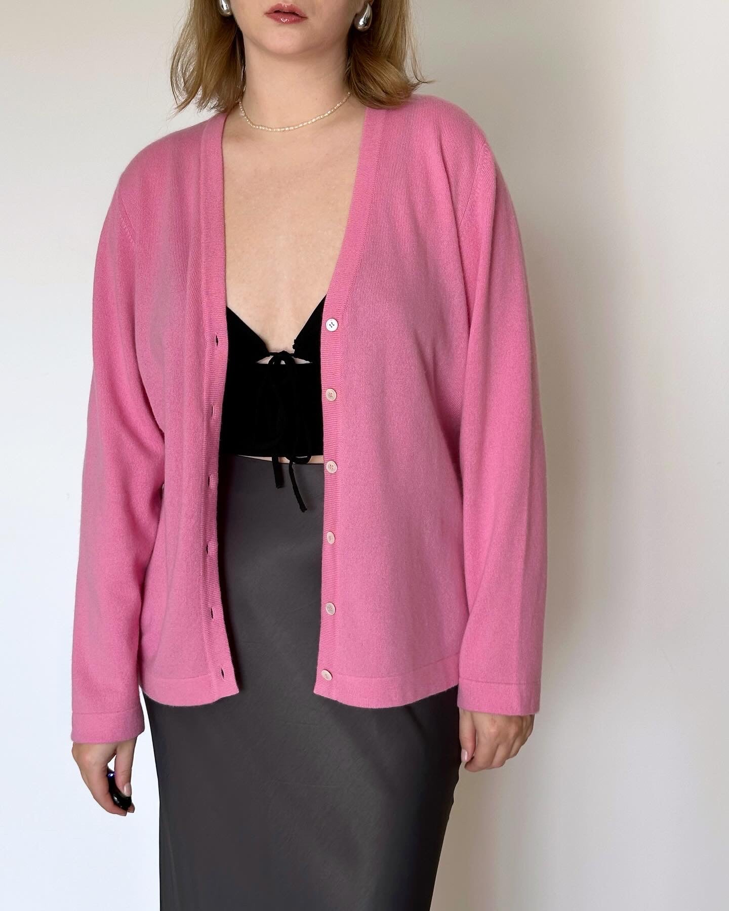 Stunning vintage 100% cashmere cardigan