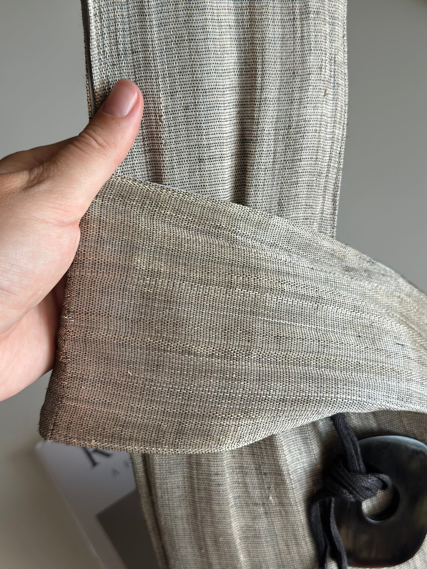 An elegant hand-held clutch