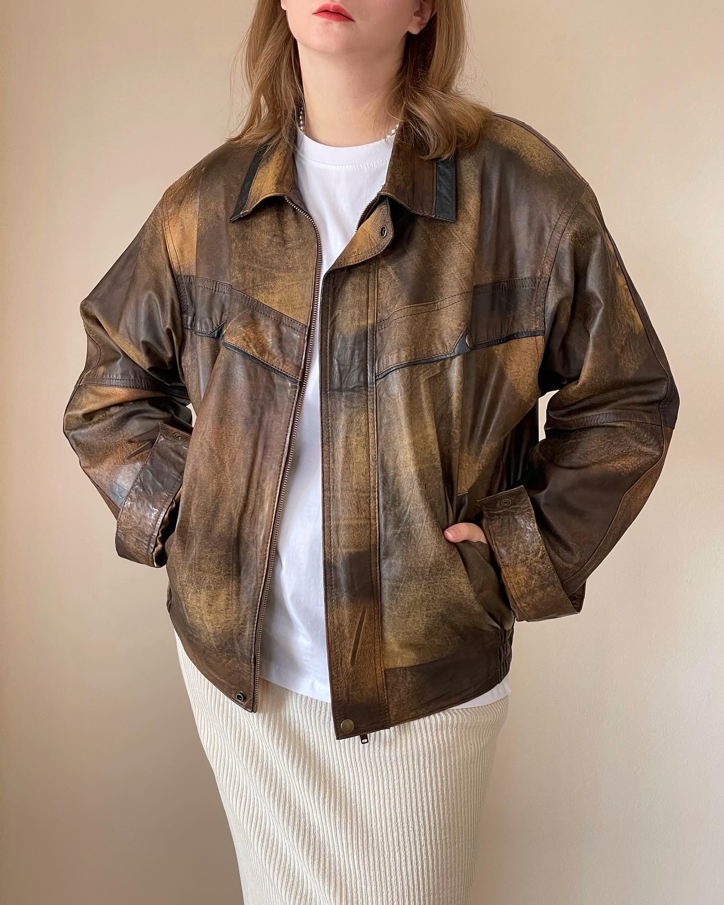 Vintage oversized bomber jacket made of leather effect fabric (90s)