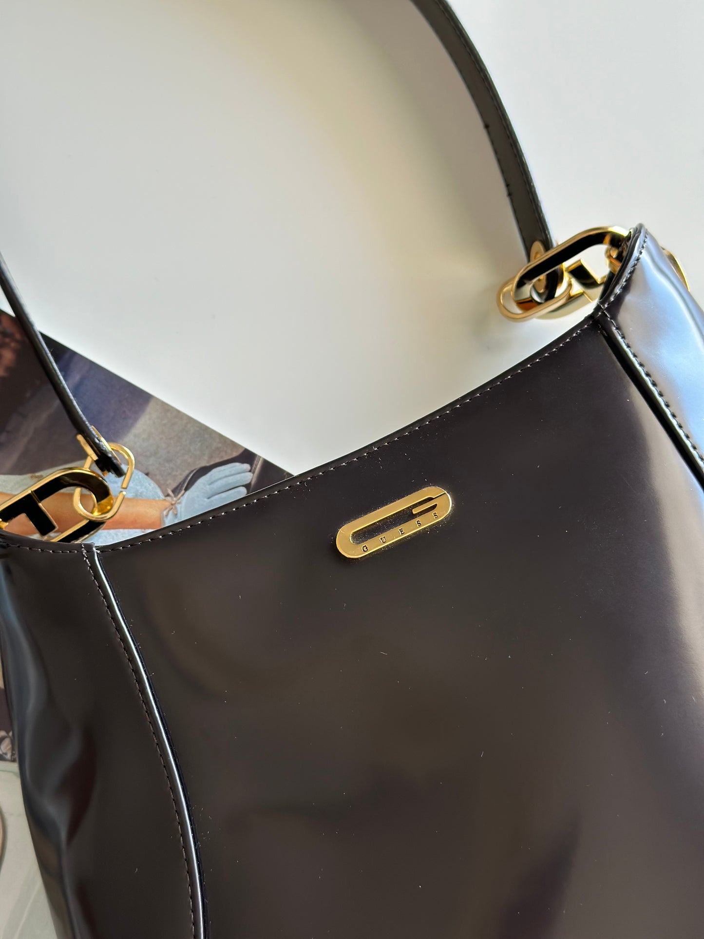 Stylish authentic vintage bag Guess