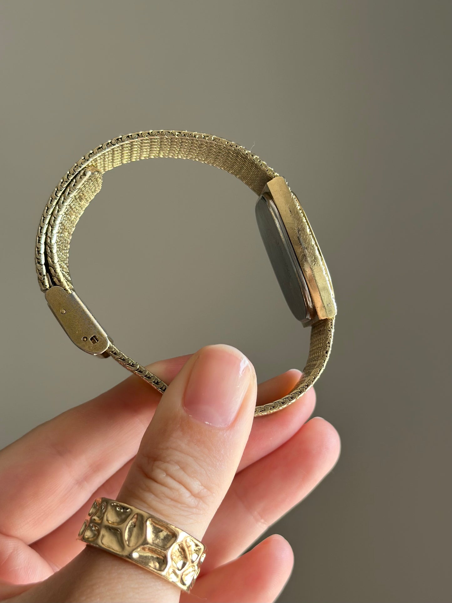 Vintage Lucien Piccard Dufonte watch with gold-tone mesh bracelet