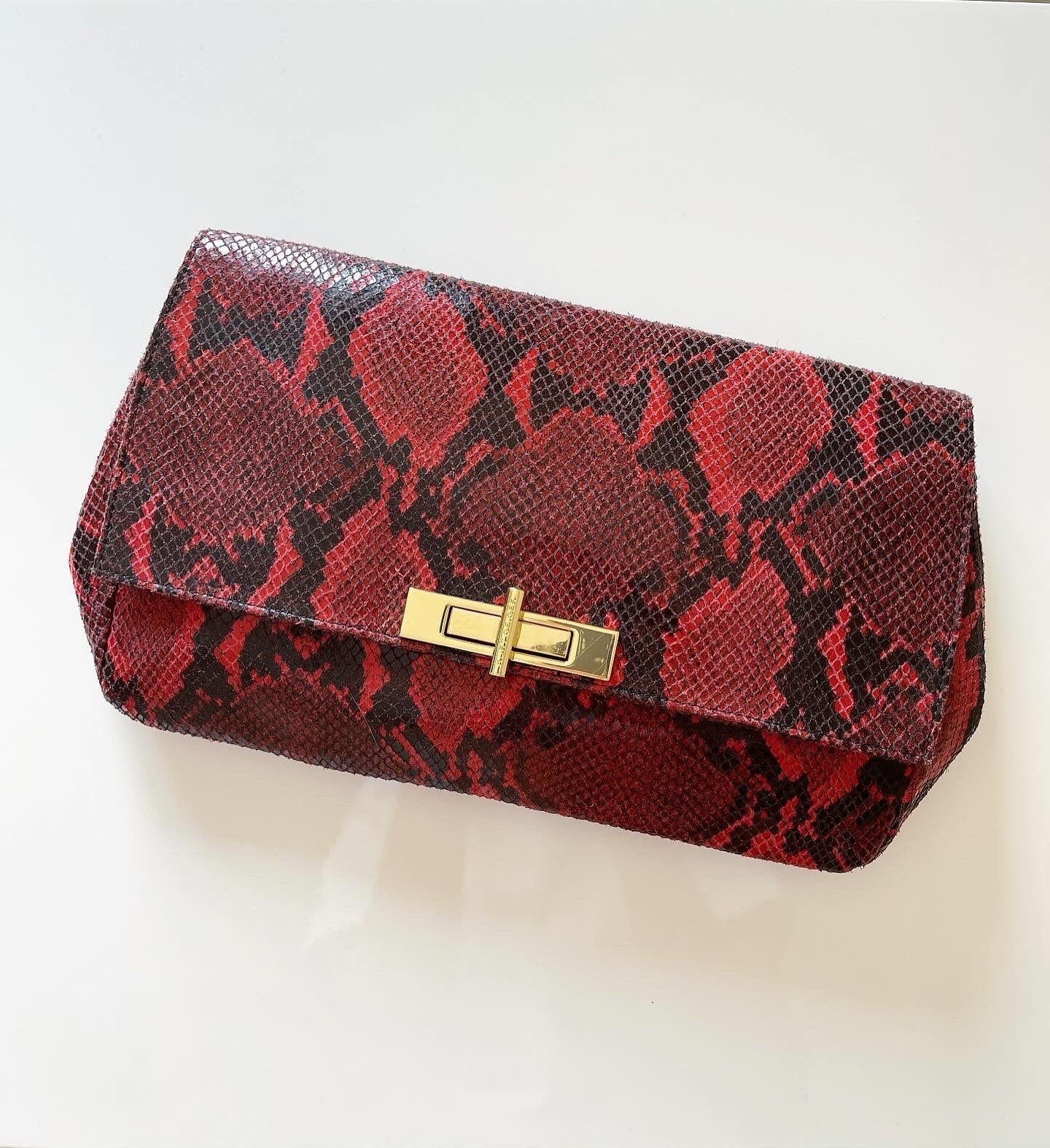 Beautiful authentic leather clutch bag Kurt Geiger