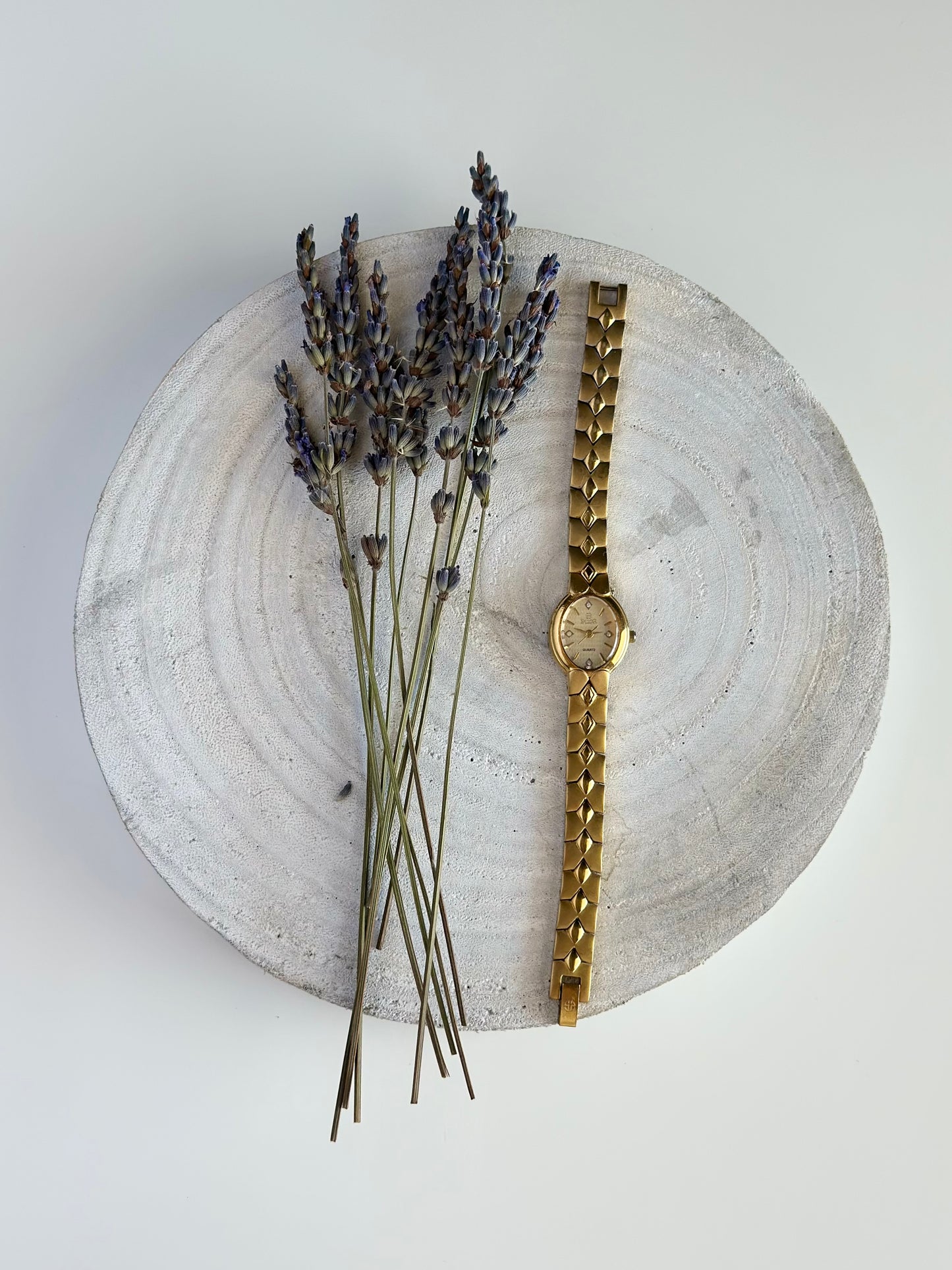 Elegant vintage classic '90s watch Swistar