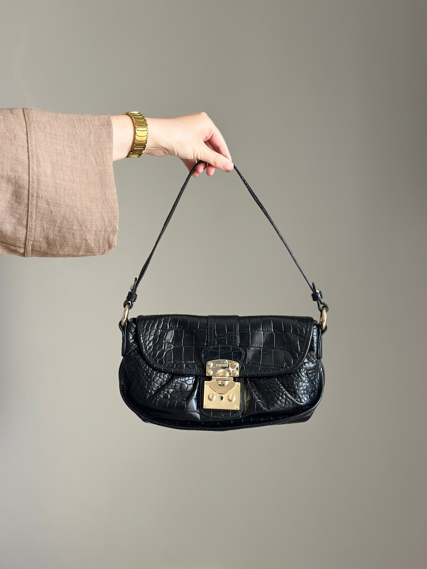 Stunning vintage leather baguette bag DKNY (2000s)