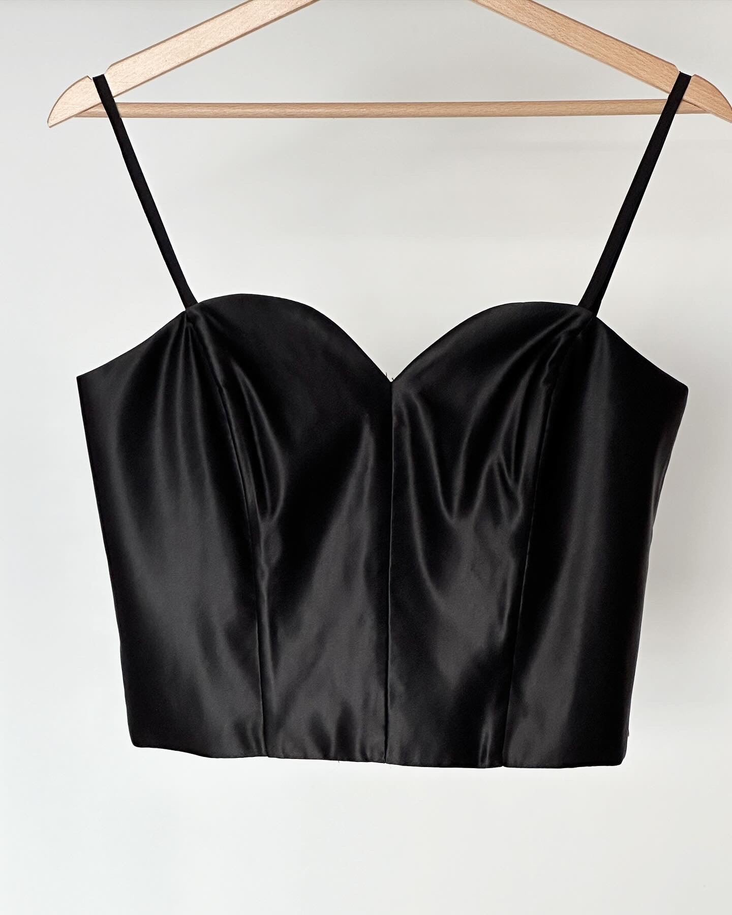 Amazing satin corset top by Rinascimento brand
