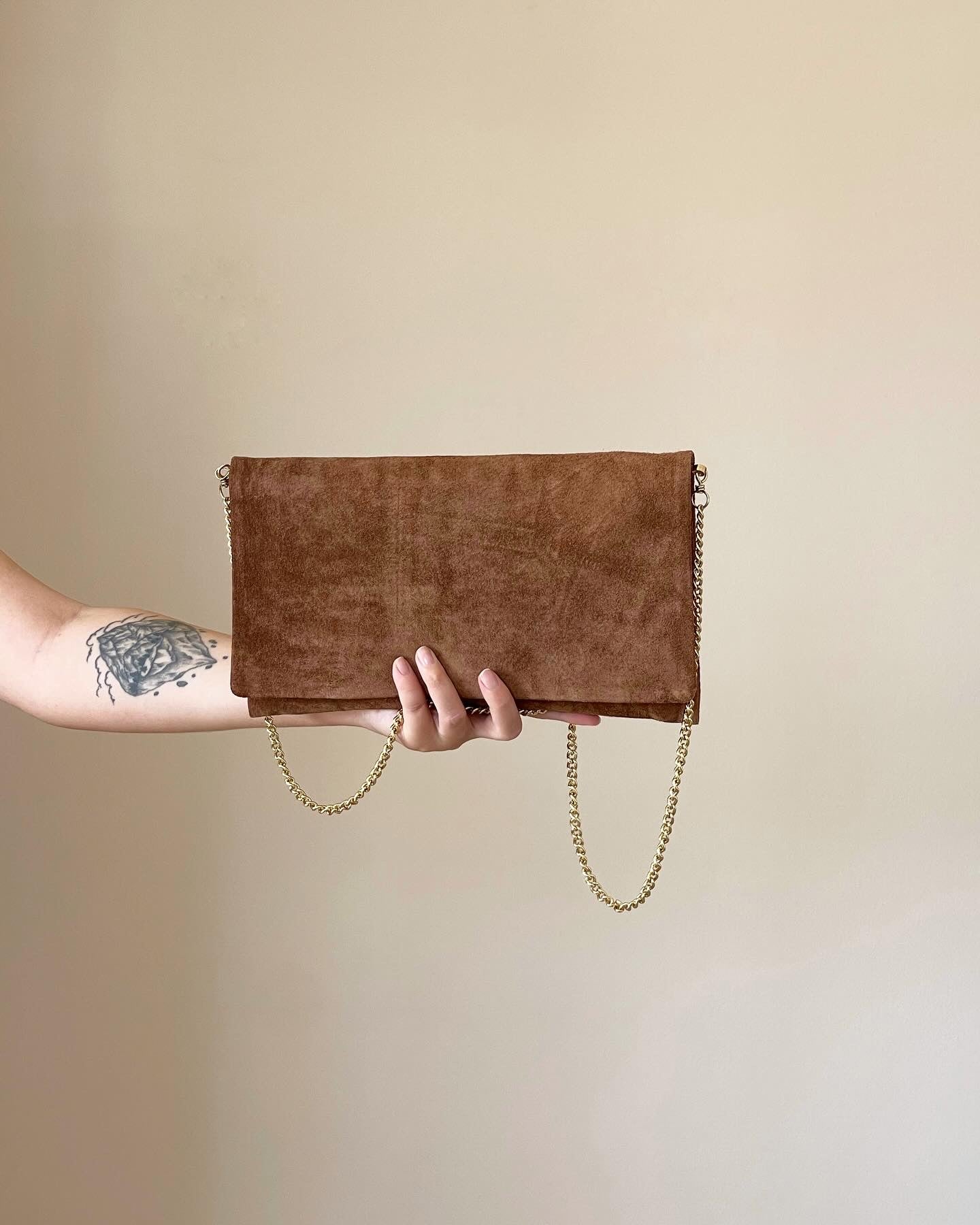 Lovely vintage caramel suede bag