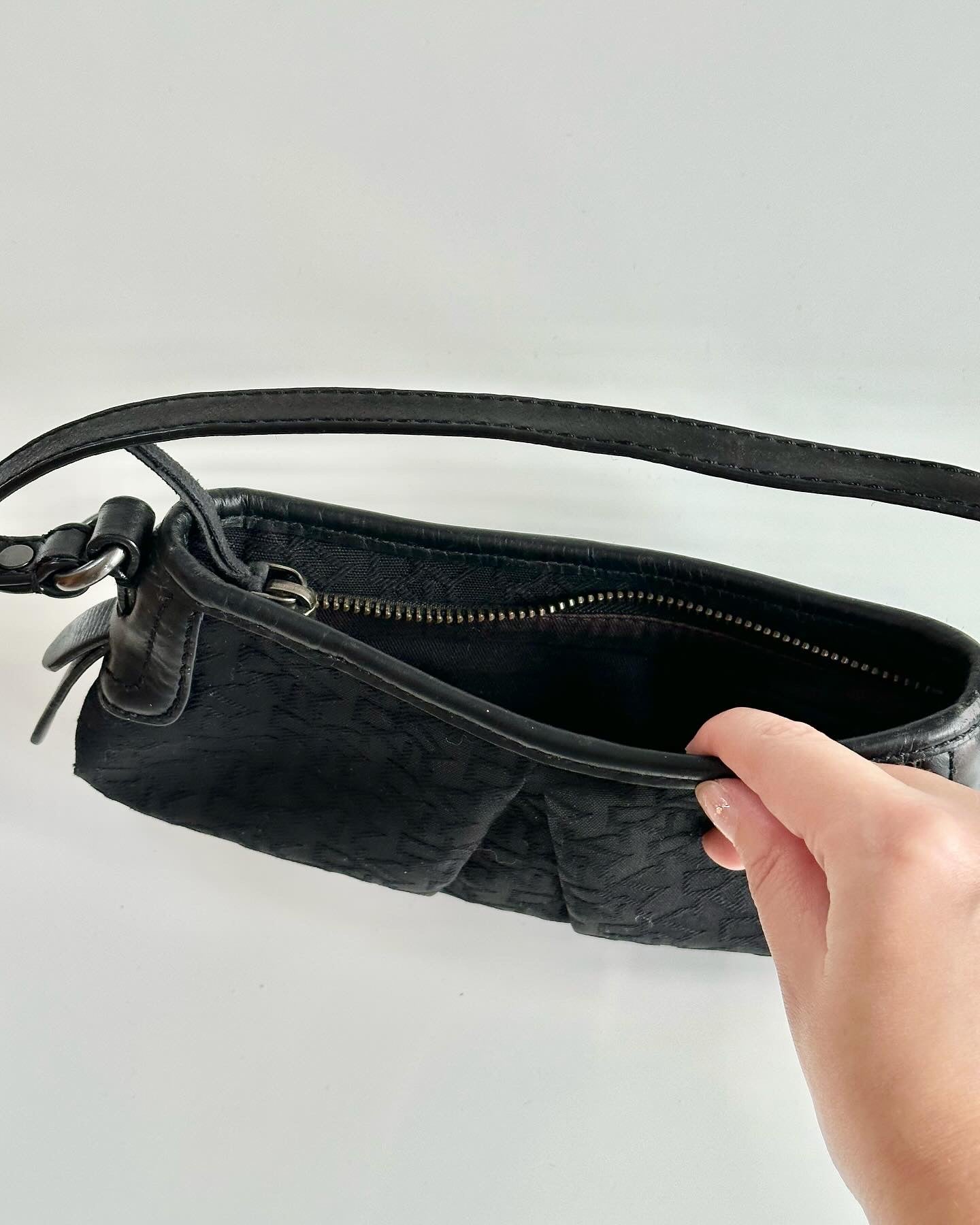 Trendy vintage DKNY mini baguette bag
