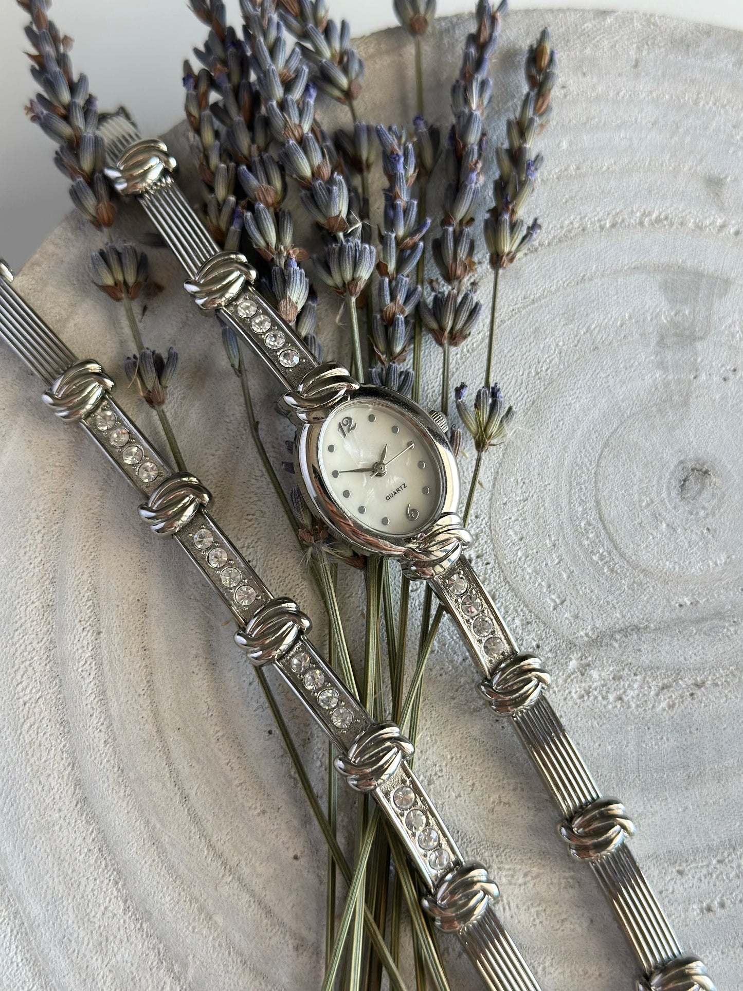 Beautiful vintage dress watch with matching bracelet