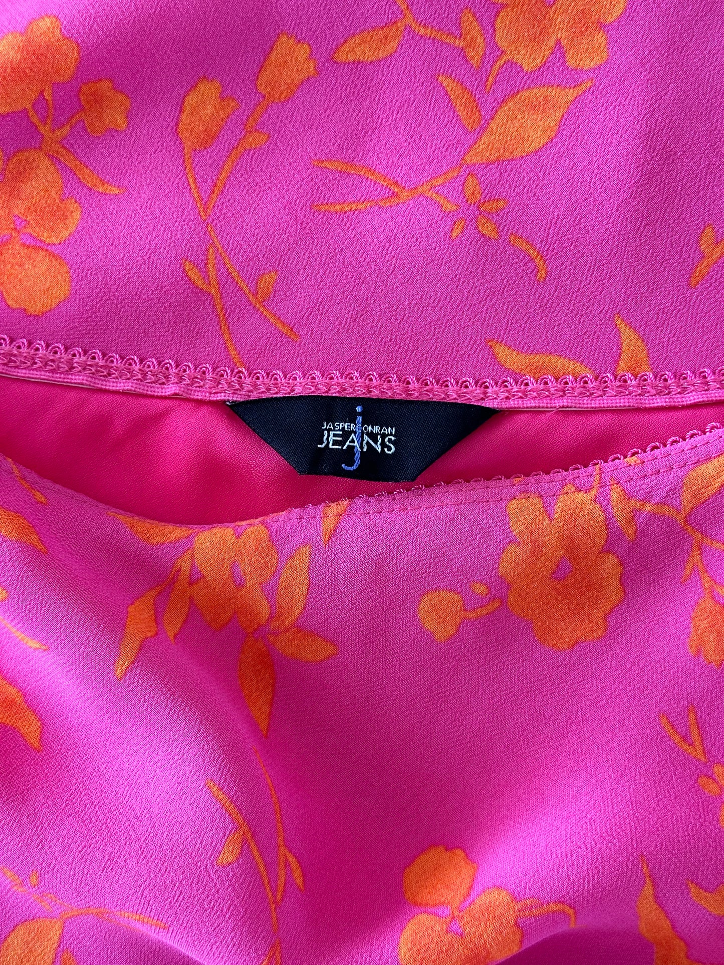 Beautiful viscose midi skirt Jasper Conran