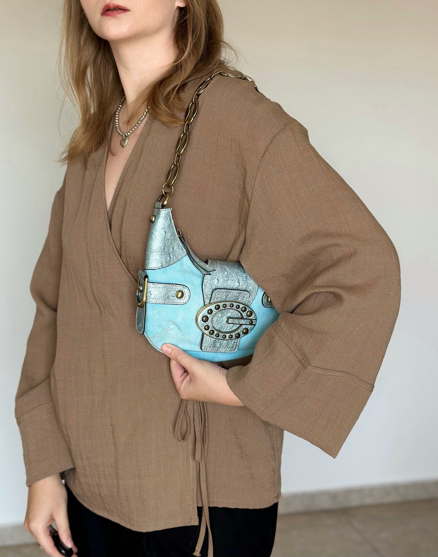 Incredible rare vintage turquoise bag by Guess (2000s)