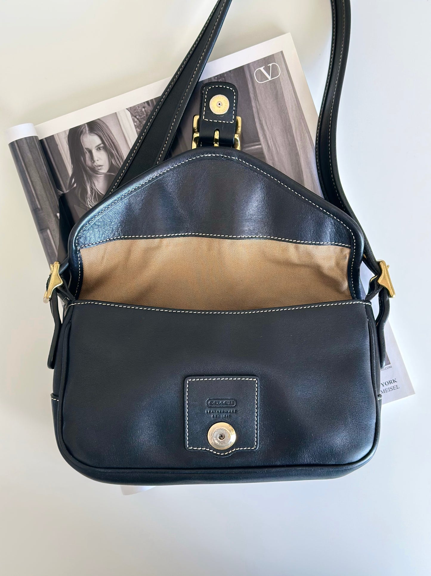 Authentic stylish vintage Coach bag from 2000s