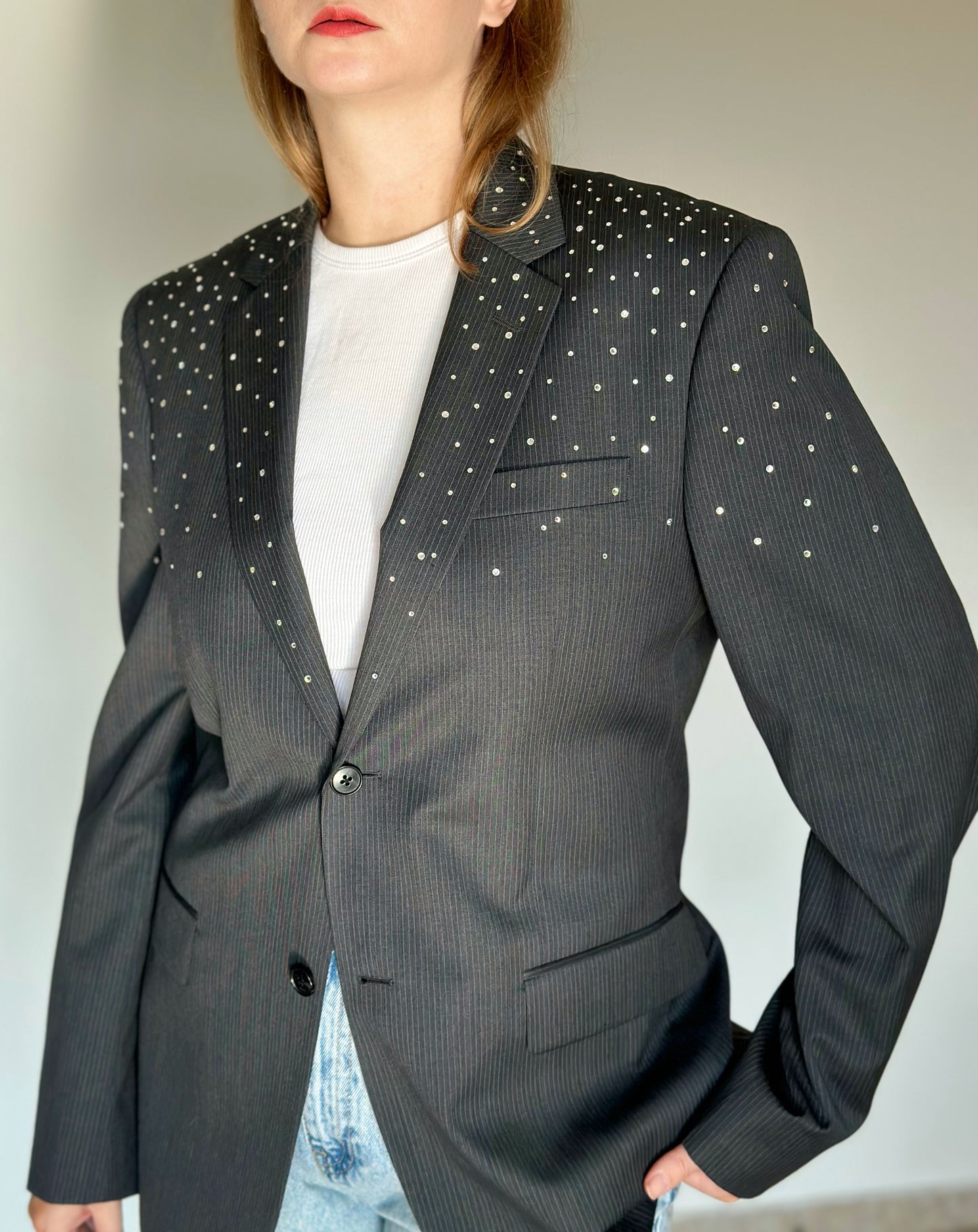 Vintage blazer with rhinestones ✨