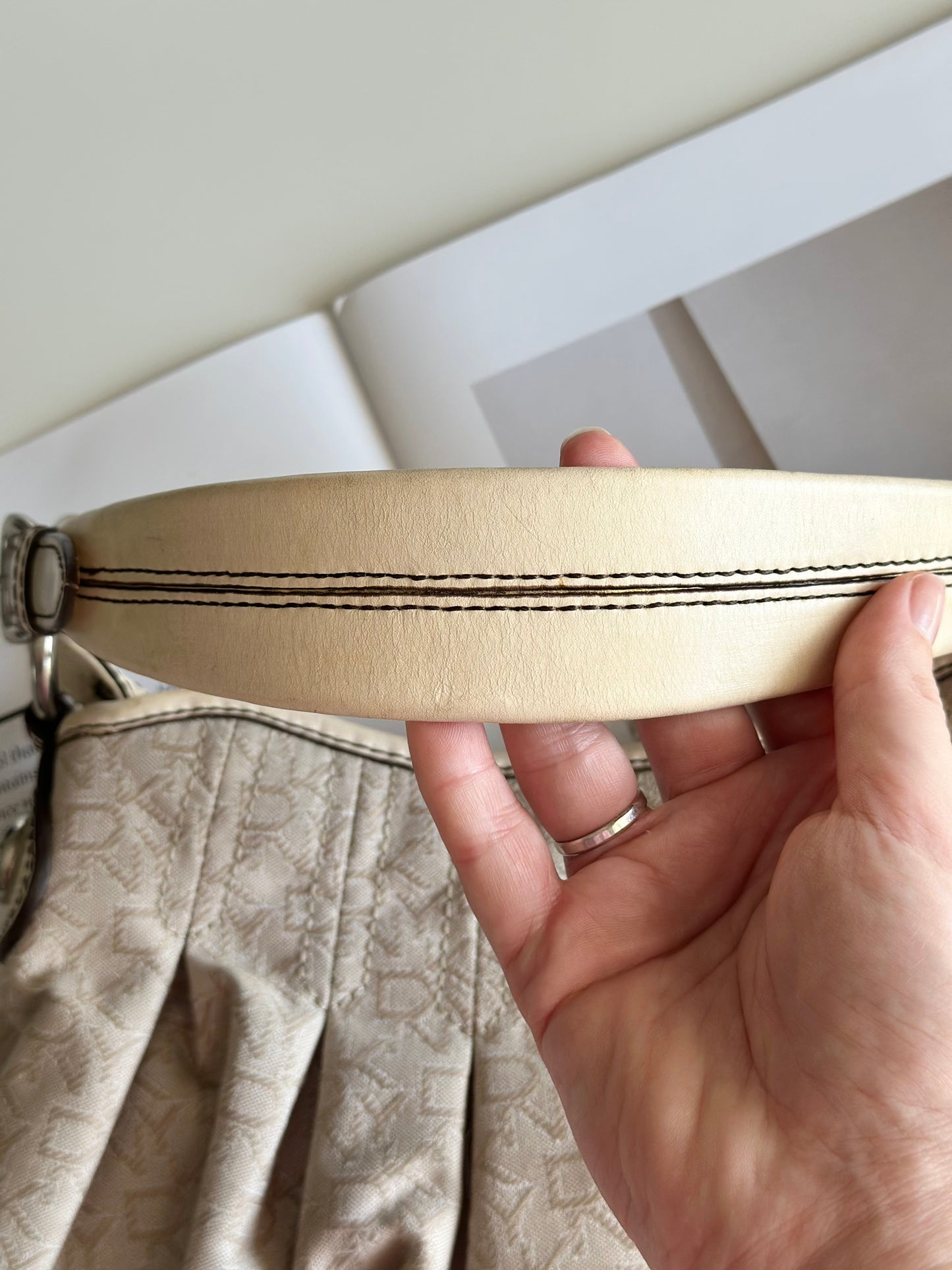 Classic late 90s/Y2K hobo beige bag by DKNY