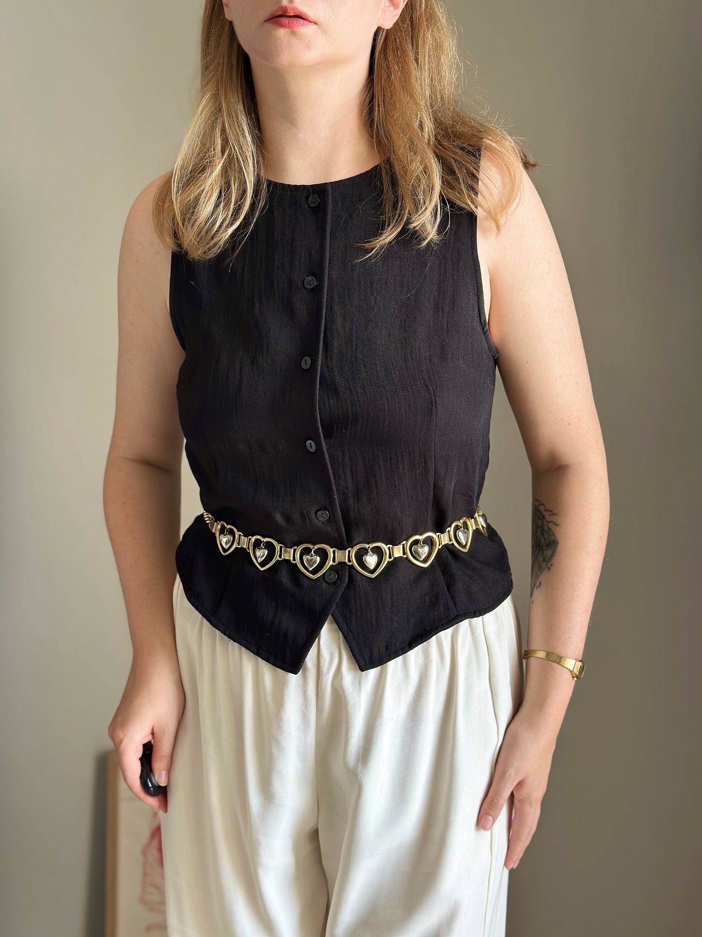 Amazing vintage two-tone belt with hearts