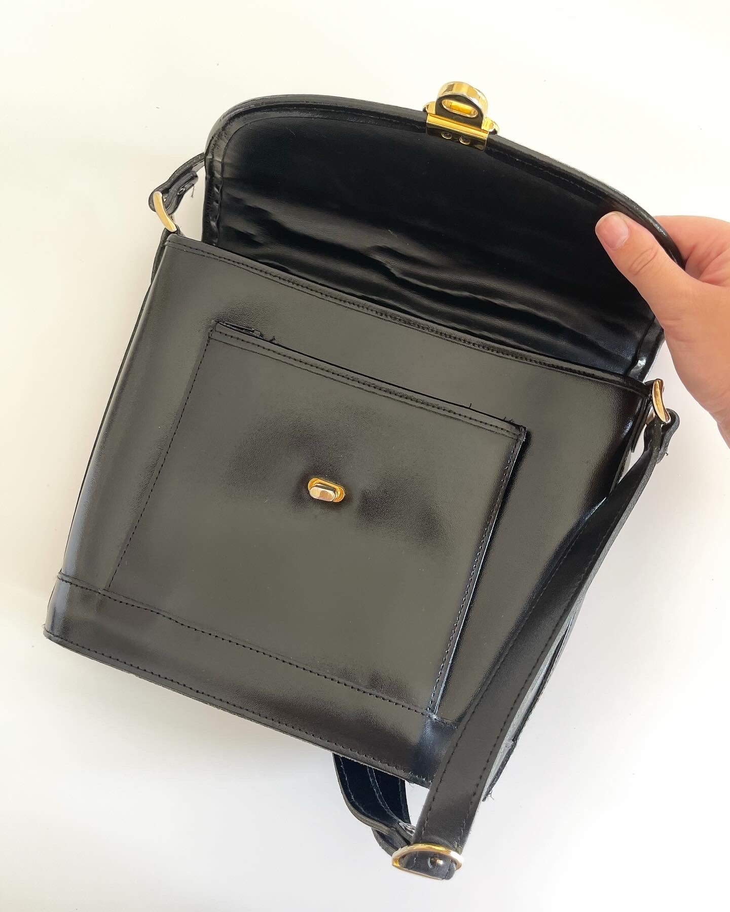 Awesome vintage leather bag