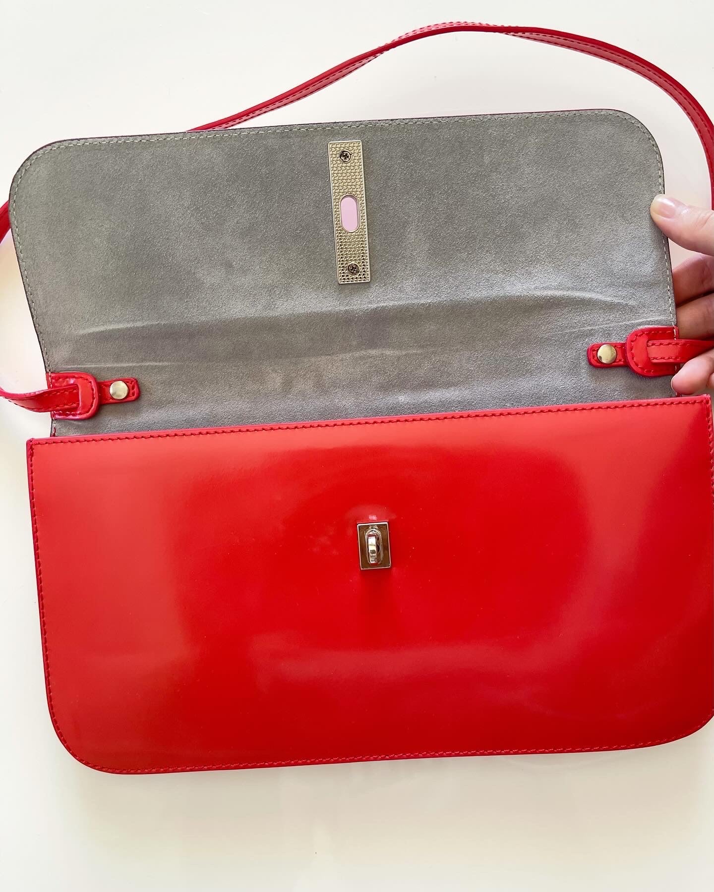 Gorgeous authentic patent leather bag from Tosca Blu ❤️