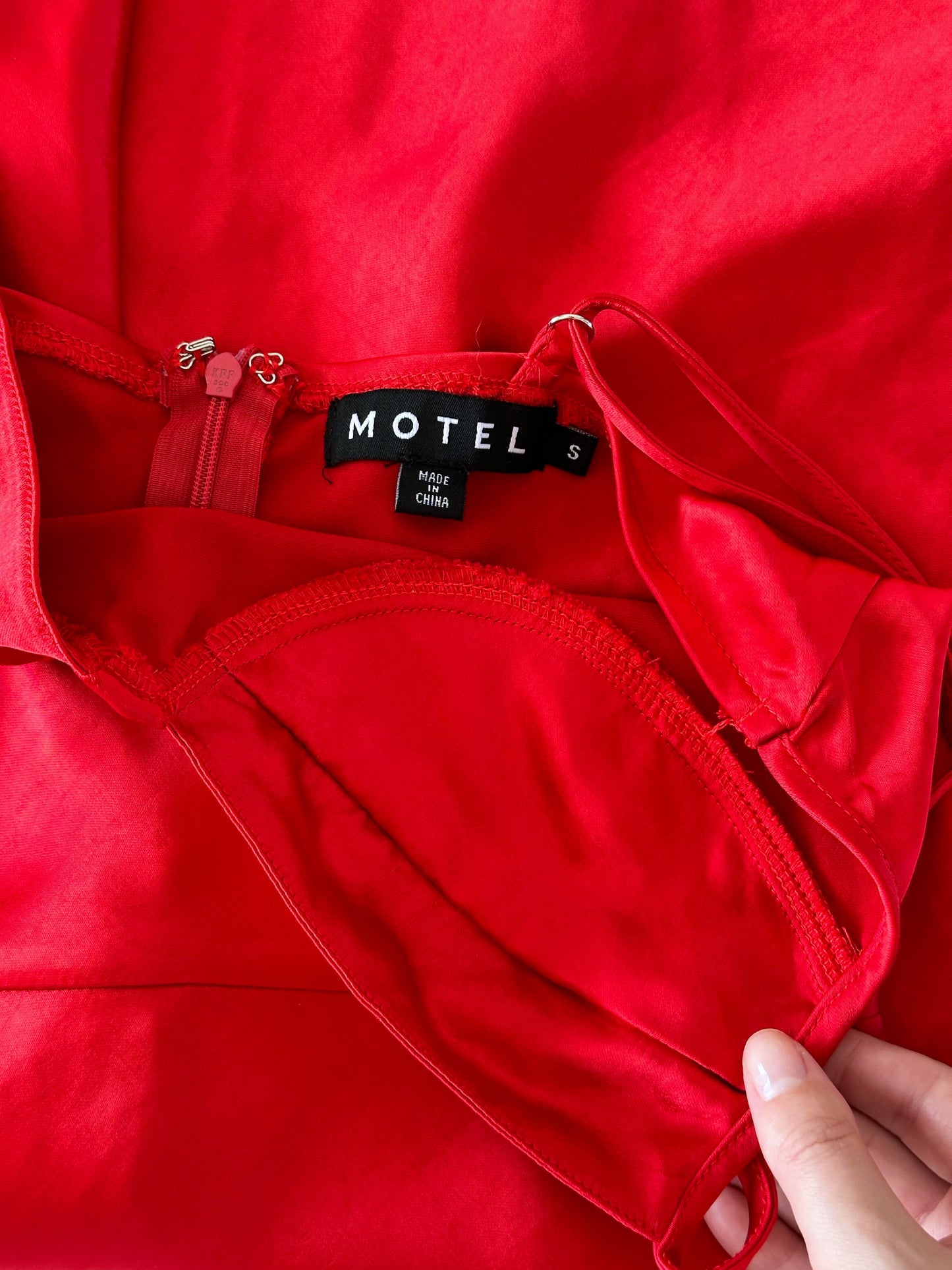 Incredible red satin mini dress